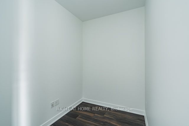 Listing W6030200 - Large Photo # 17