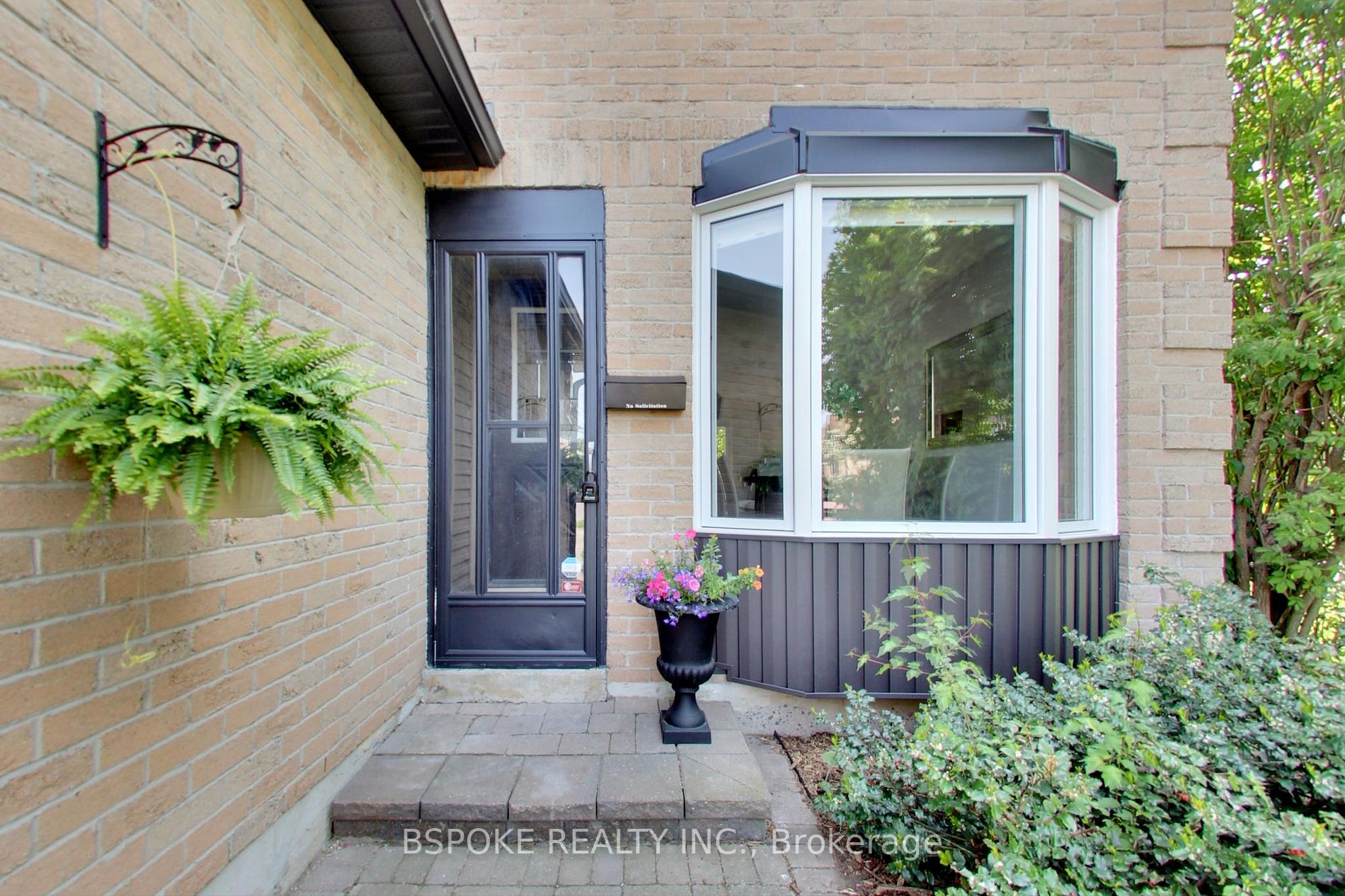 3100 Kilbride Cres
