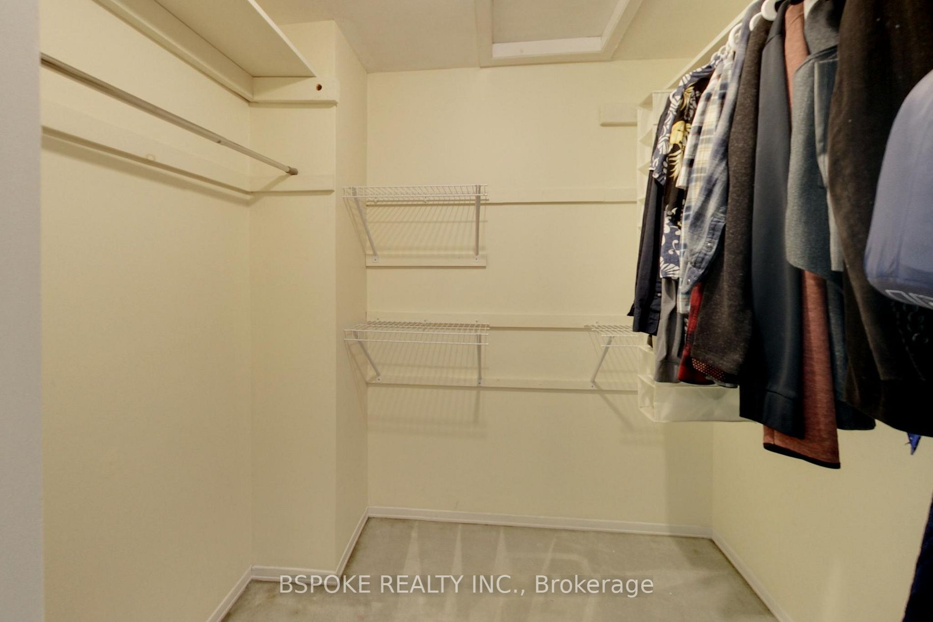 3100 Kilbride Cres