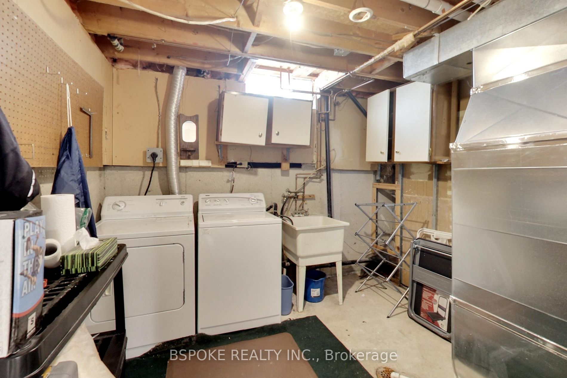 3100 Kilbride Cres