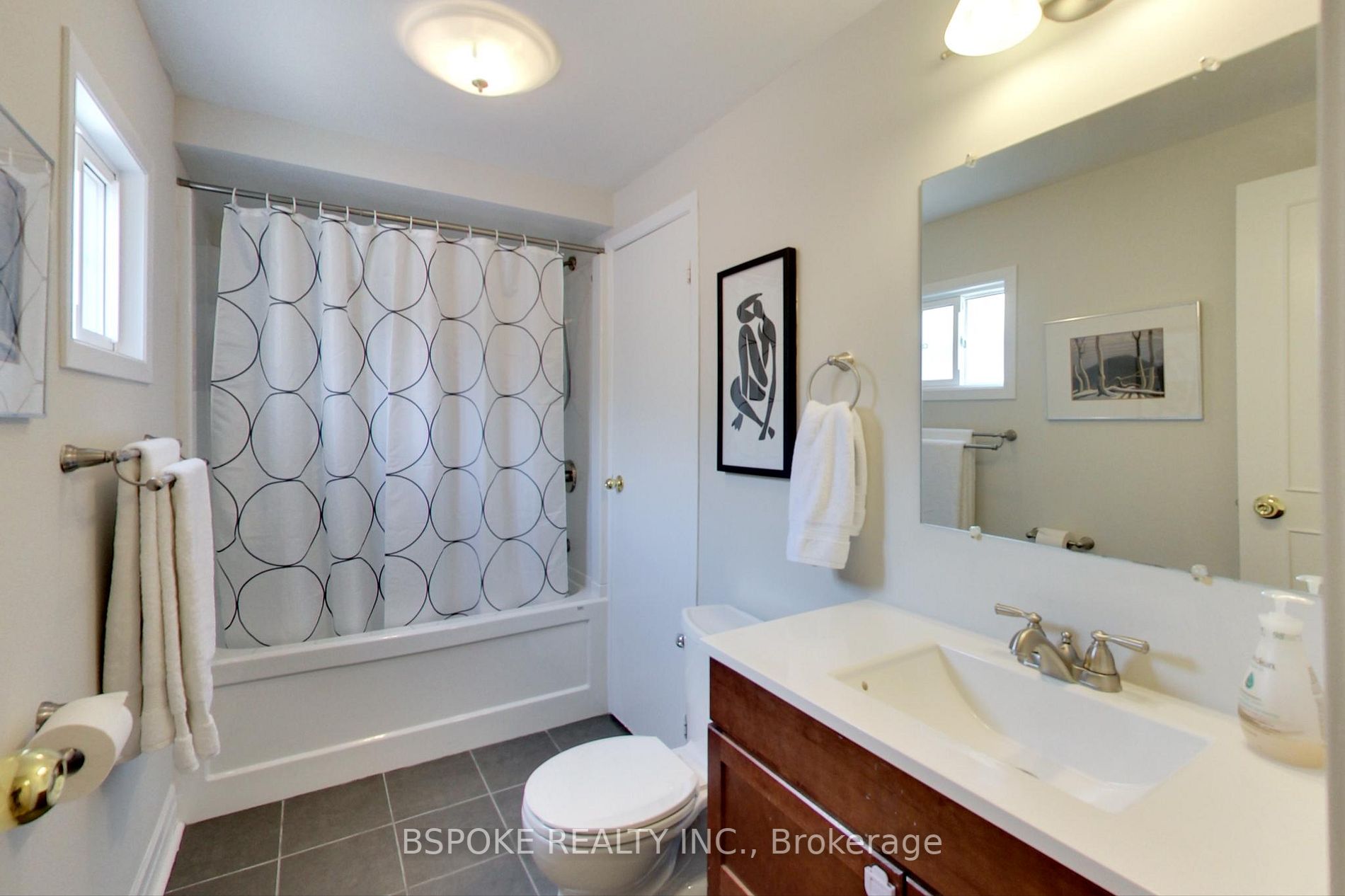 3100 Kilbride Cres