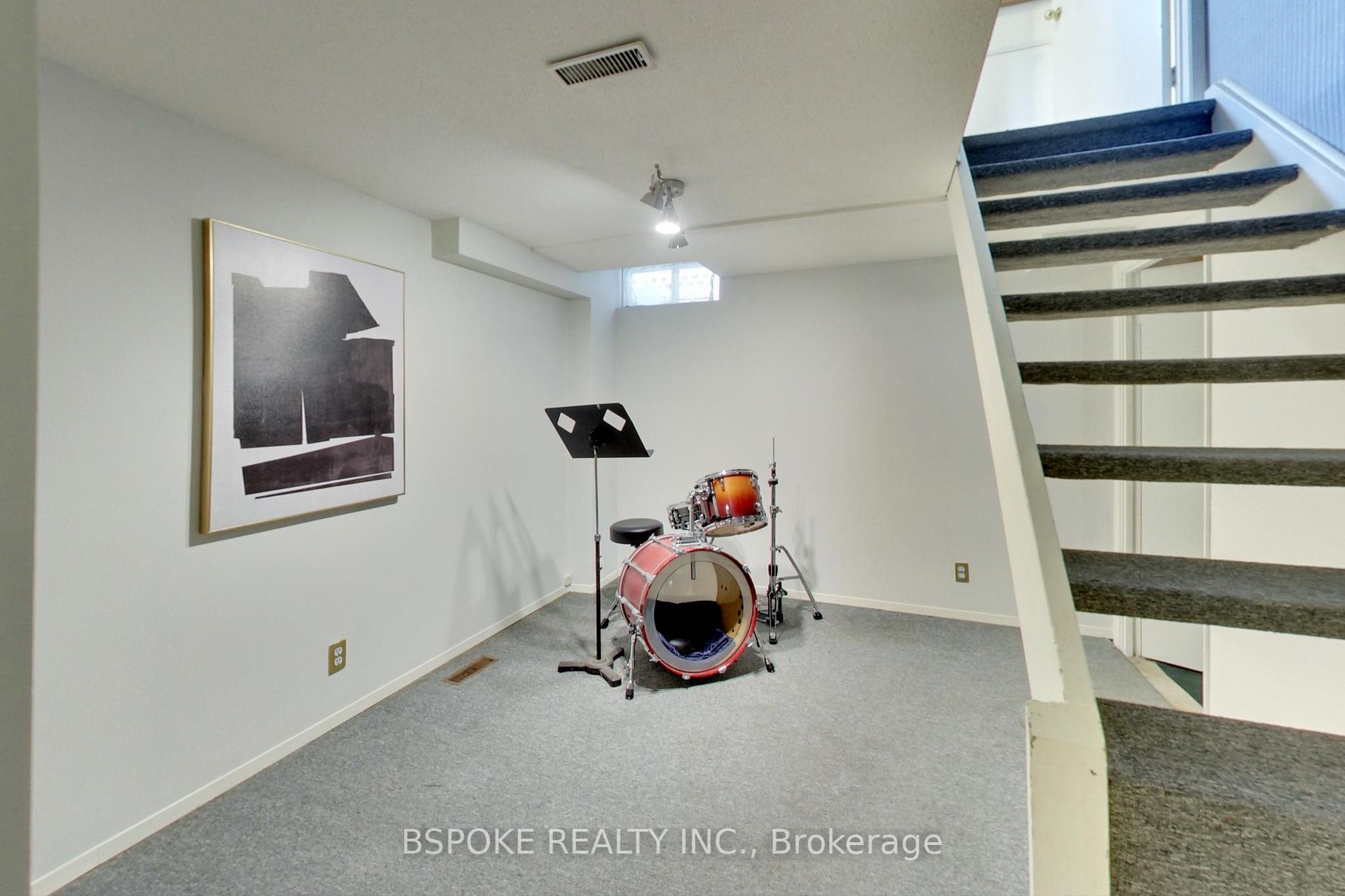3100 Kilbride Cres
