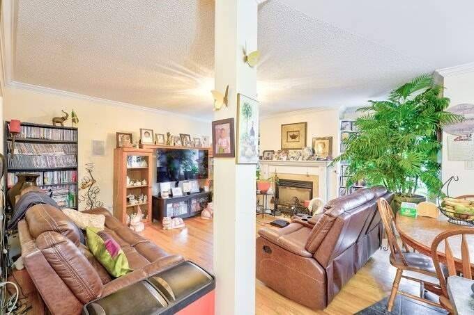 36 Mapleshade Dr