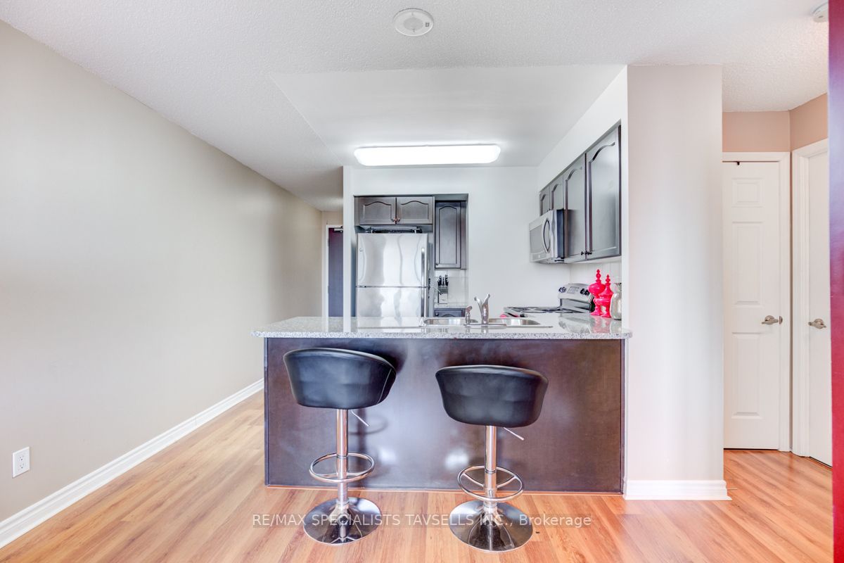 Listing W6031720 - Large Photo # 8