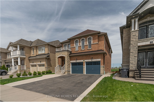 79 Apple Valley Way E, Brampton