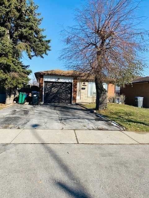 3218 Monica Dr