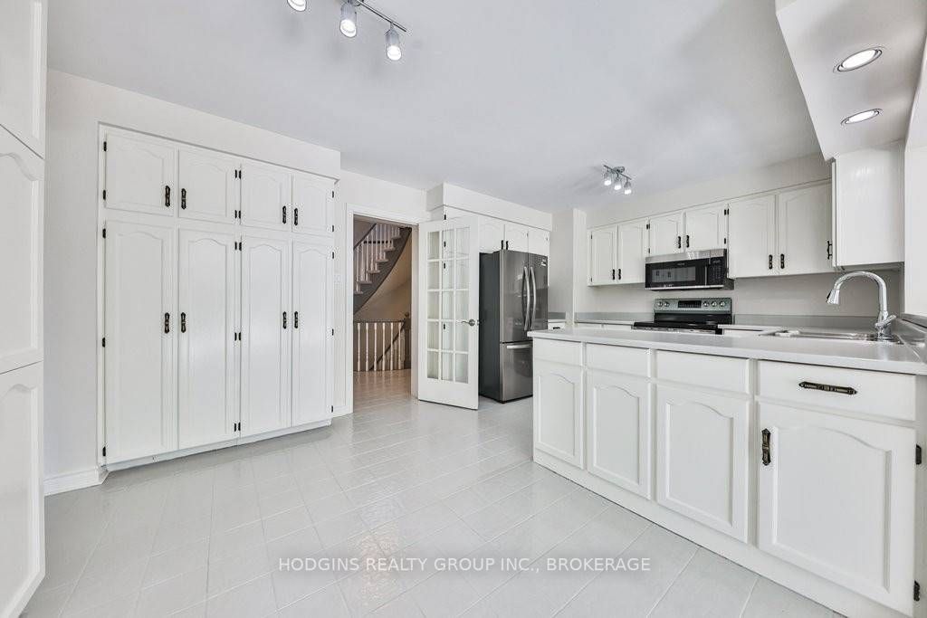 Listing W6032441 - Large Photo # 12
