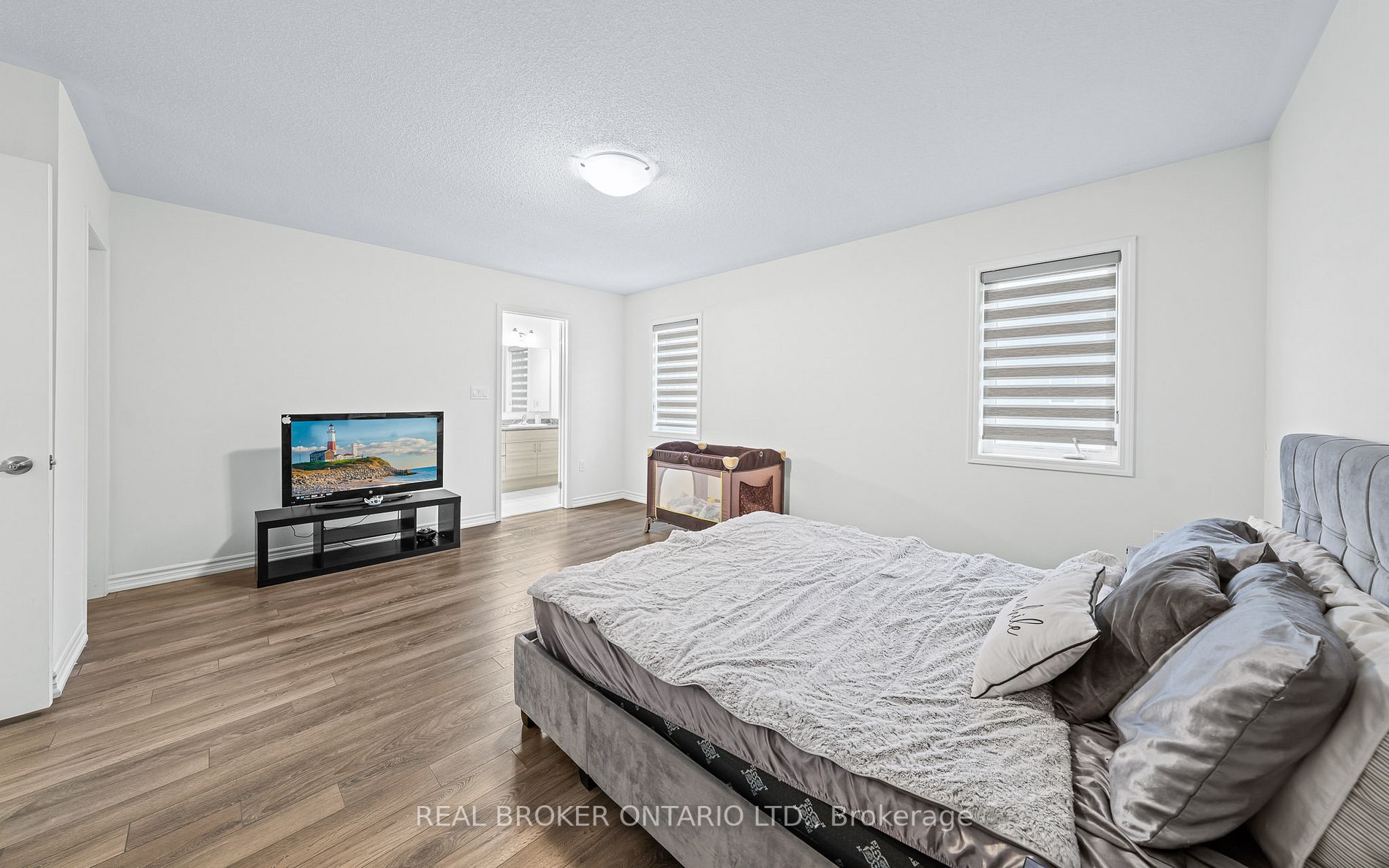Listing W6032632 - Large Photo # 26