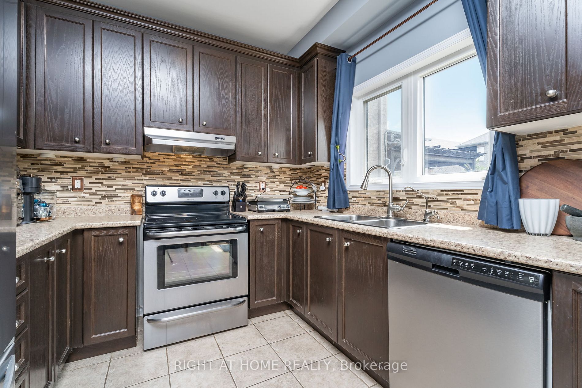 Listing W6032660 - Large Photo # 13