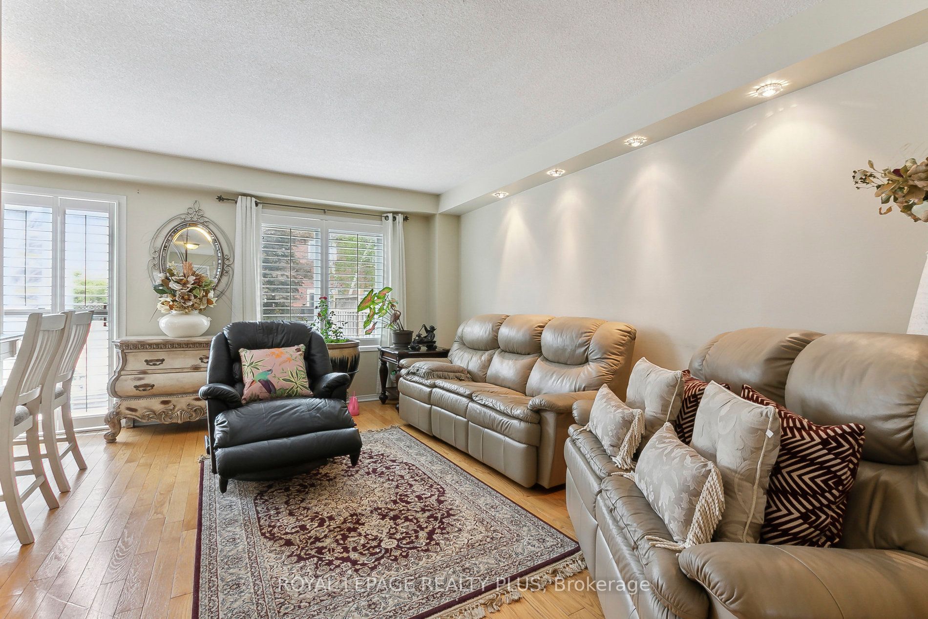 Listing W6032768 - Large Photo # 5