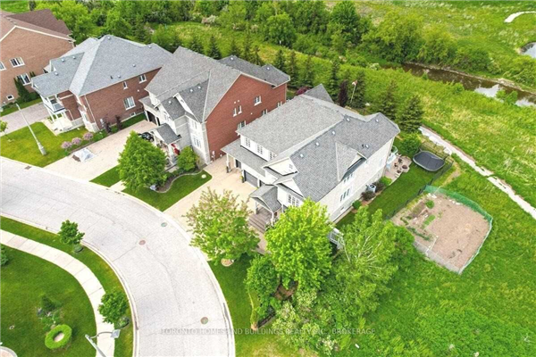 46 Hawkridge Tr, Brampton