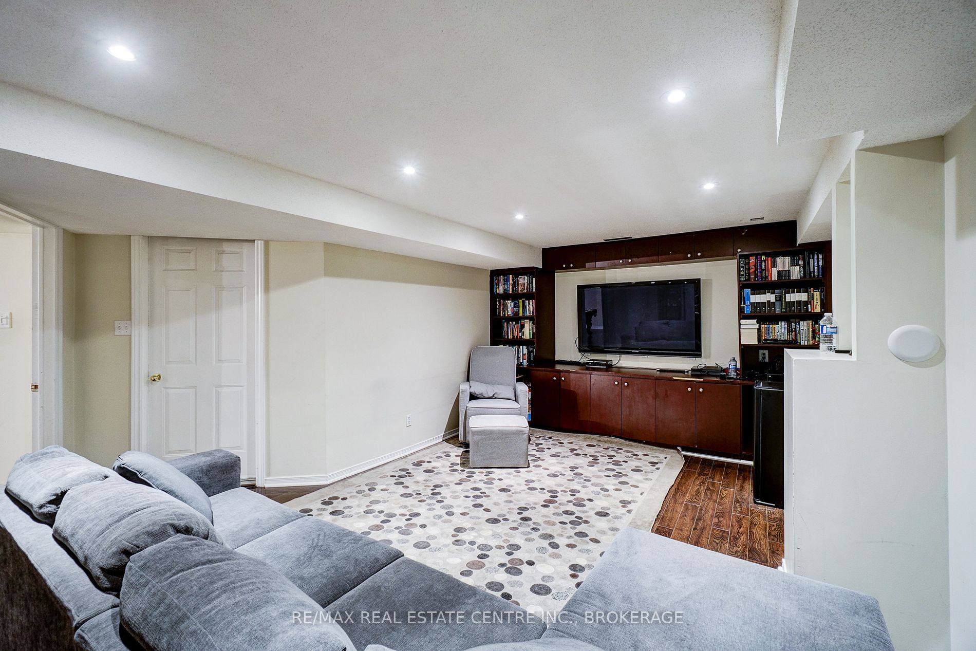 Listing W6033013 - Large Photo # 31