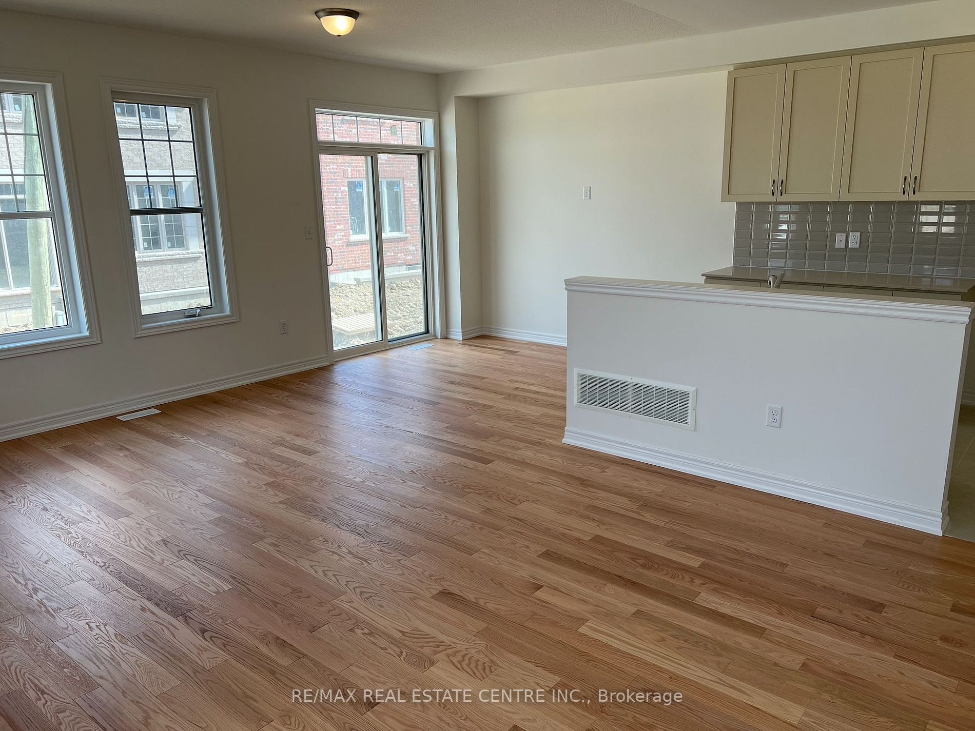 Listing W6033244 - Large Photo # 4