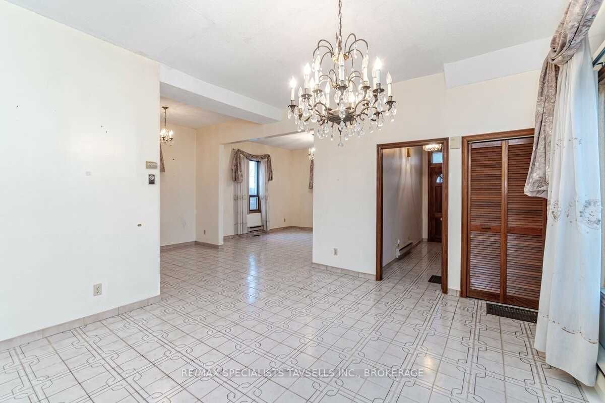 Listing W6033843 - Large Photo # 17