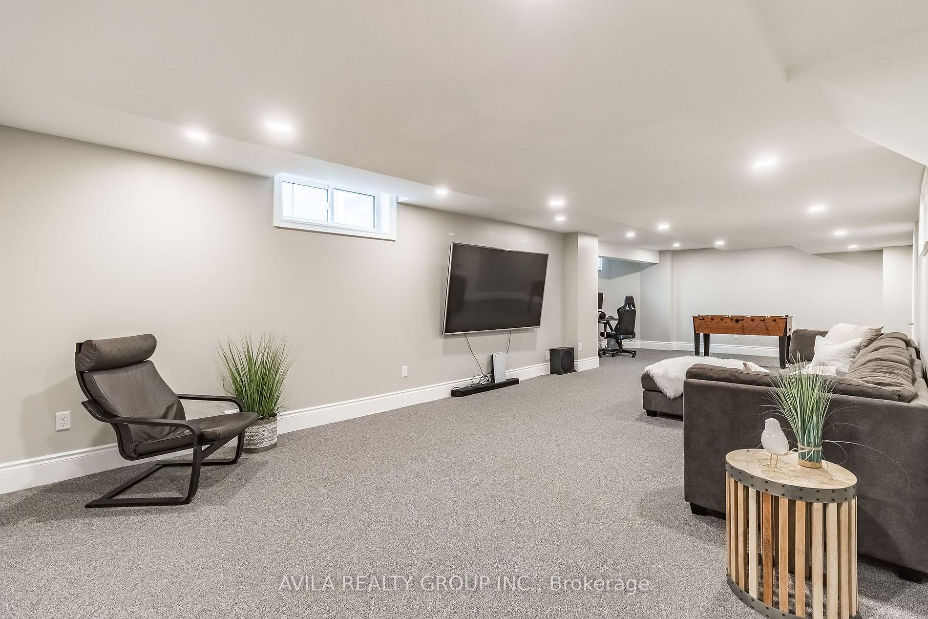2239 Wuthering Heights Way