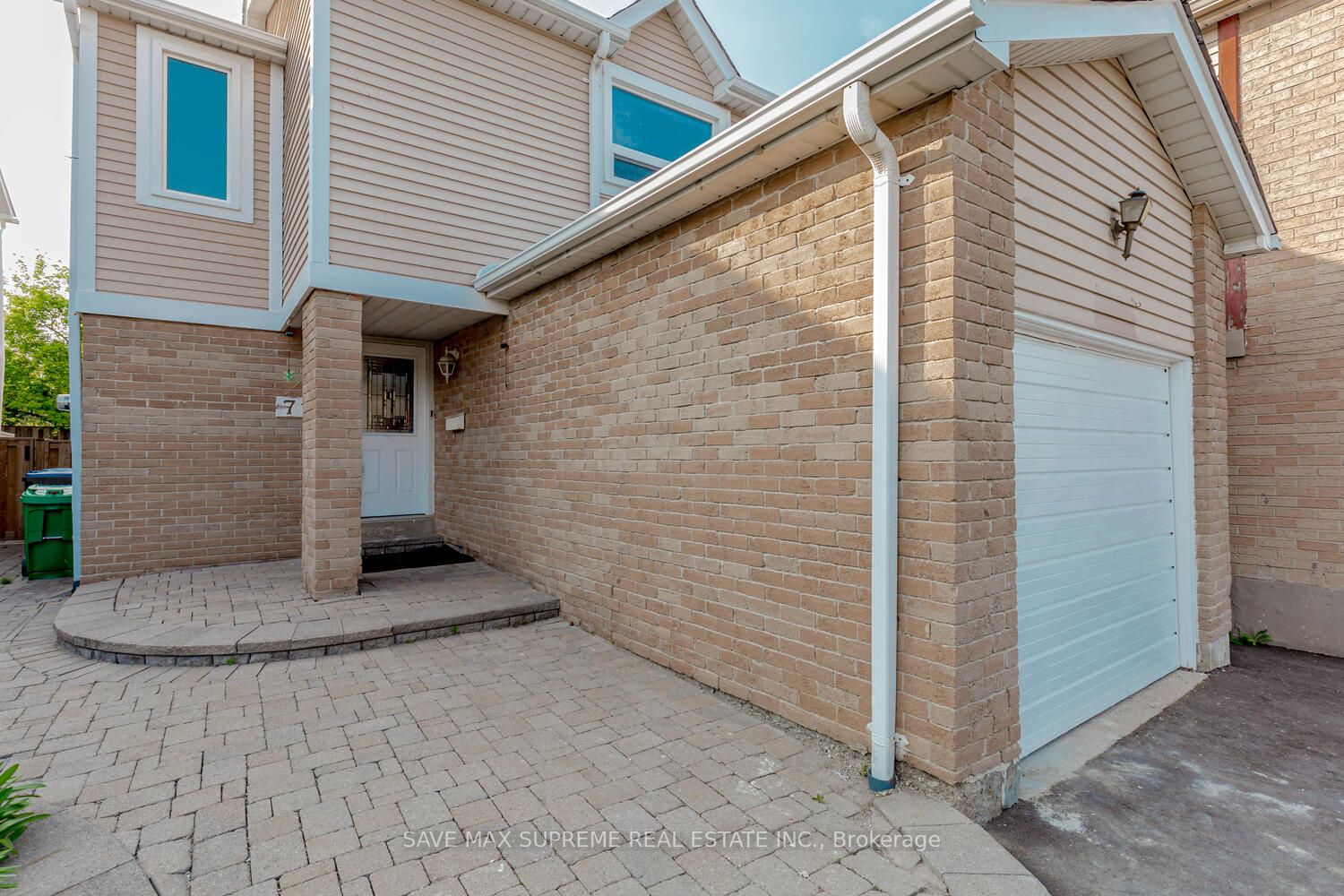 Listing W6033928 - Large Photo # 2