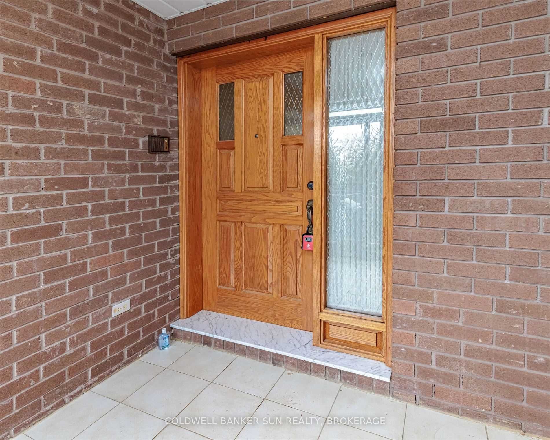 Listing W6034007 - Large Photo # 3
