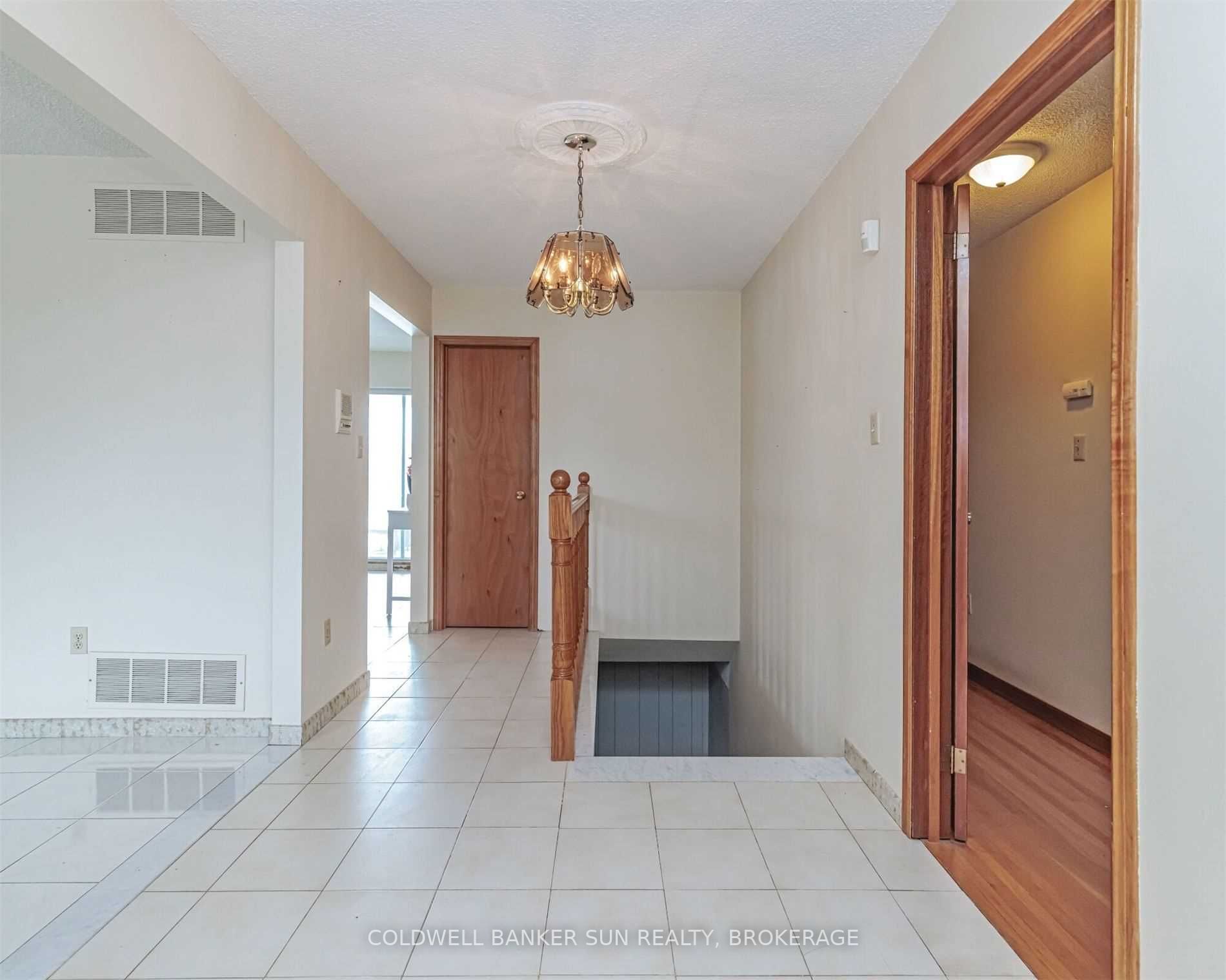 Listing W6034007 - Large Photo # 4