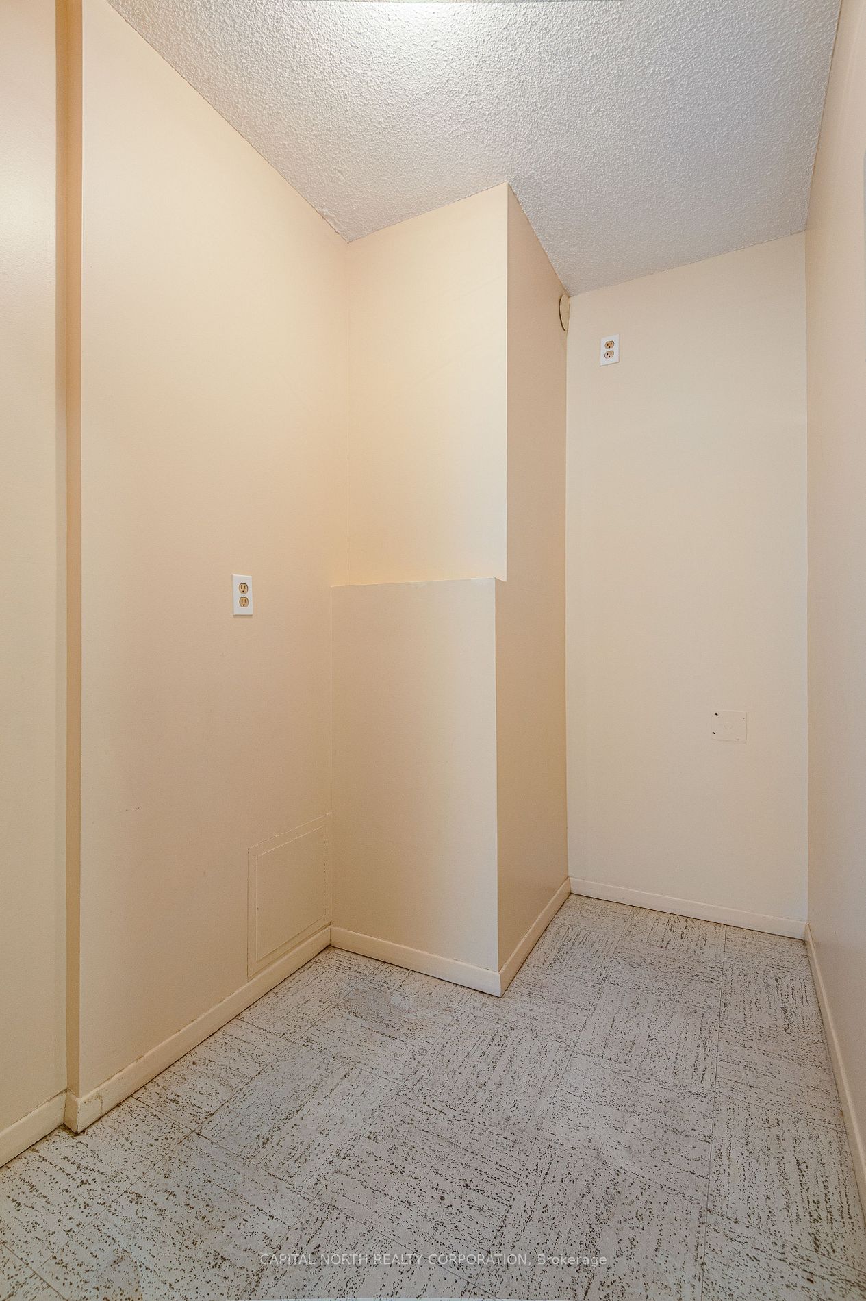 Listing W6034096 - Large Photo # 20