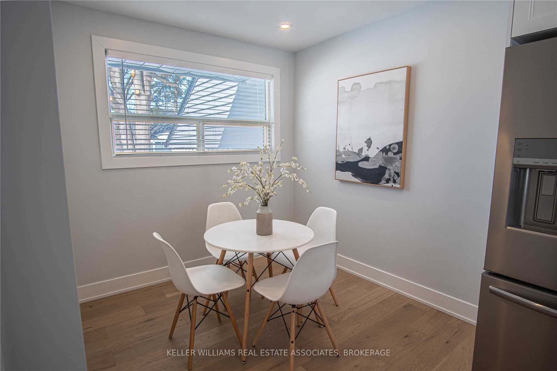 289 Elmwood Cres