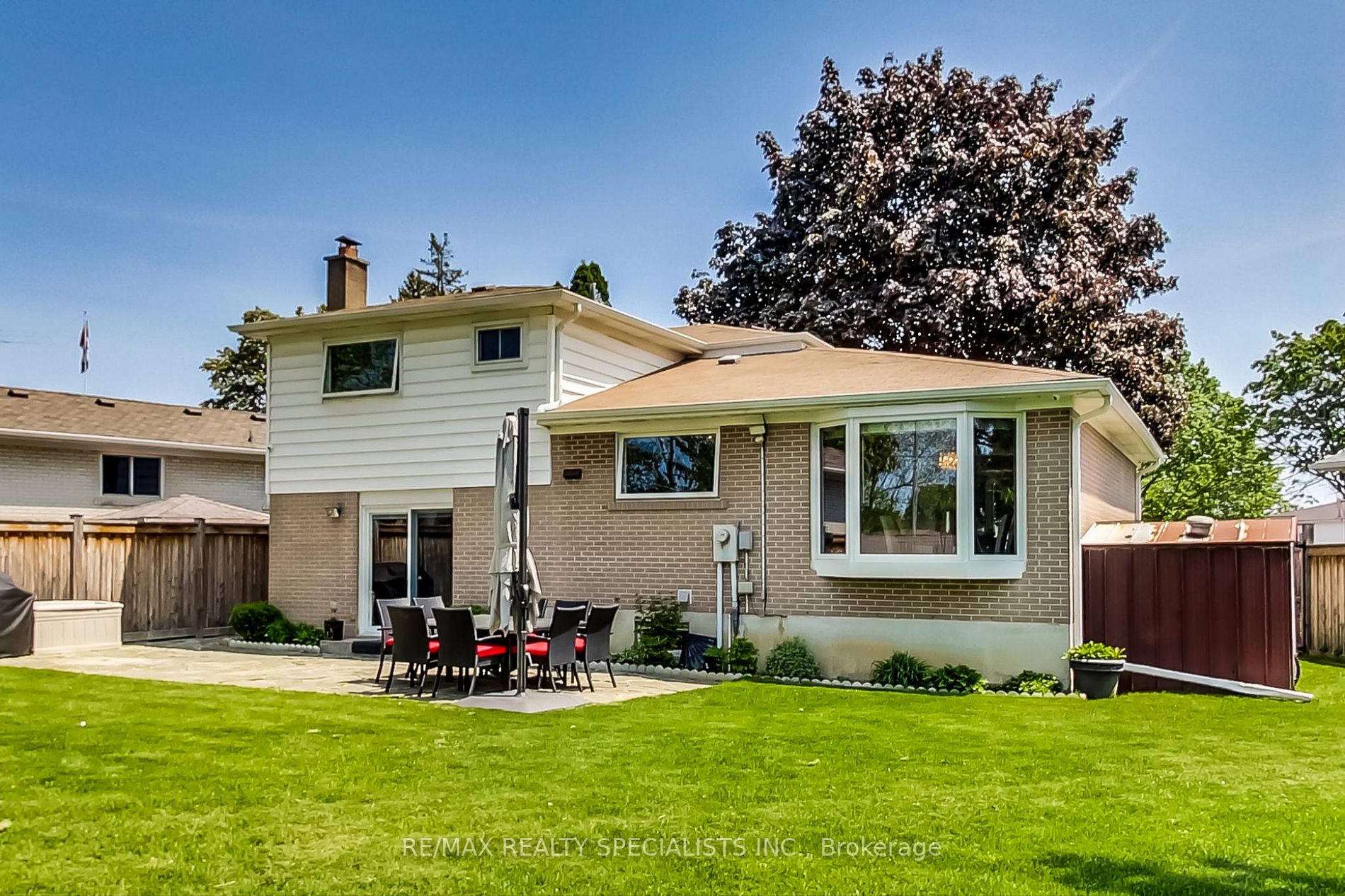 1555 Glen Rutley Circ