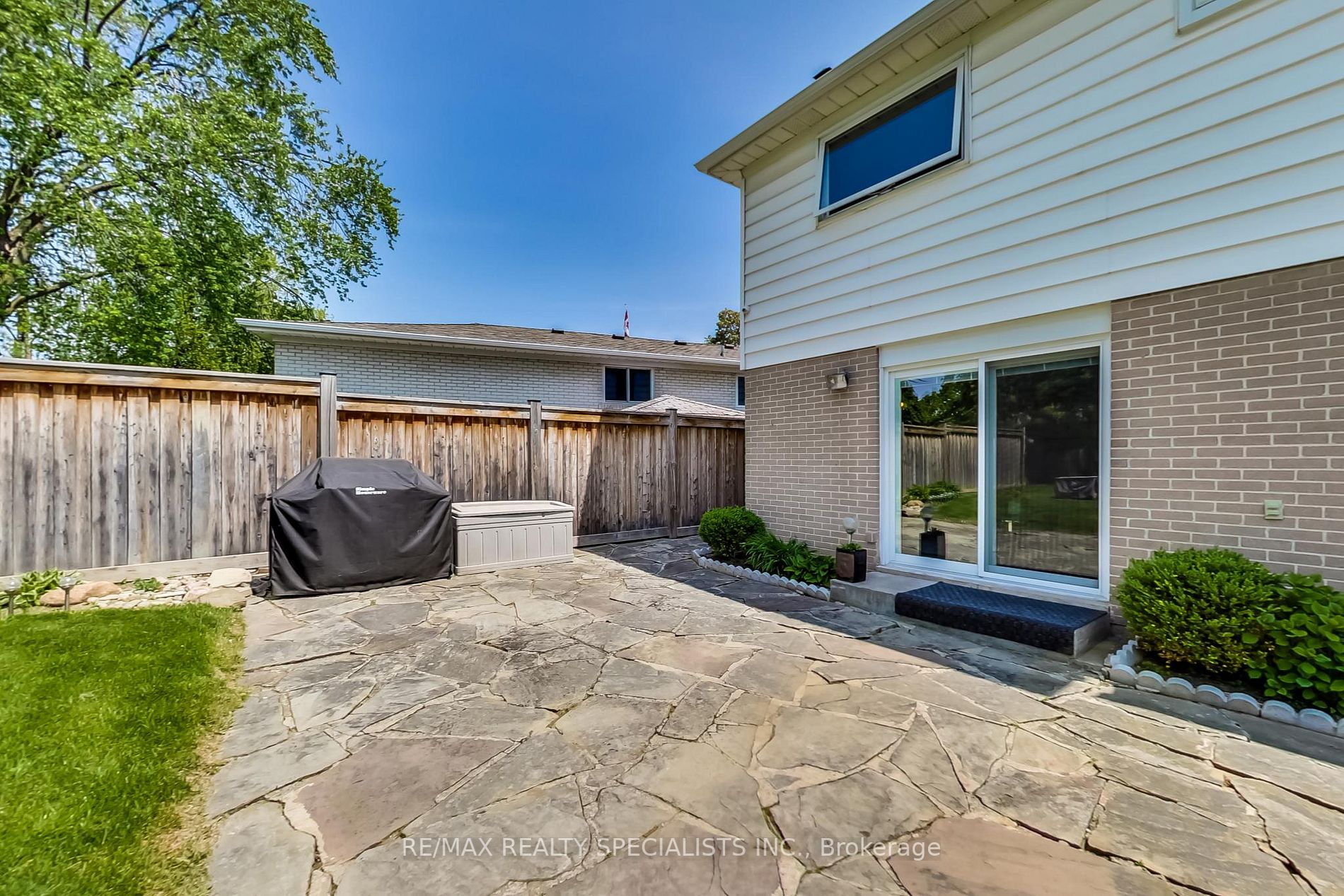 1555 Glen Rutley Circ