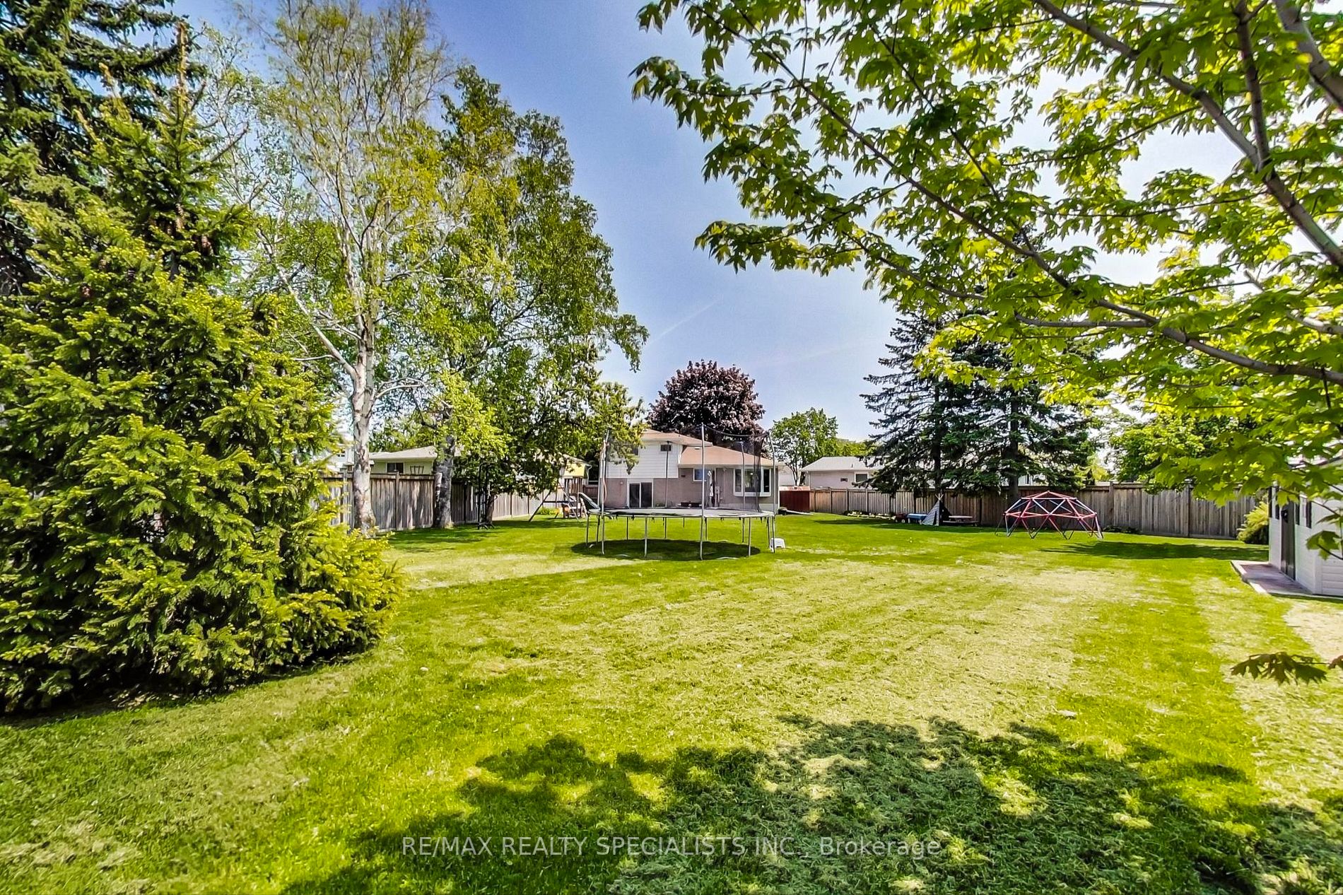 1555 Glen Rutley Circ