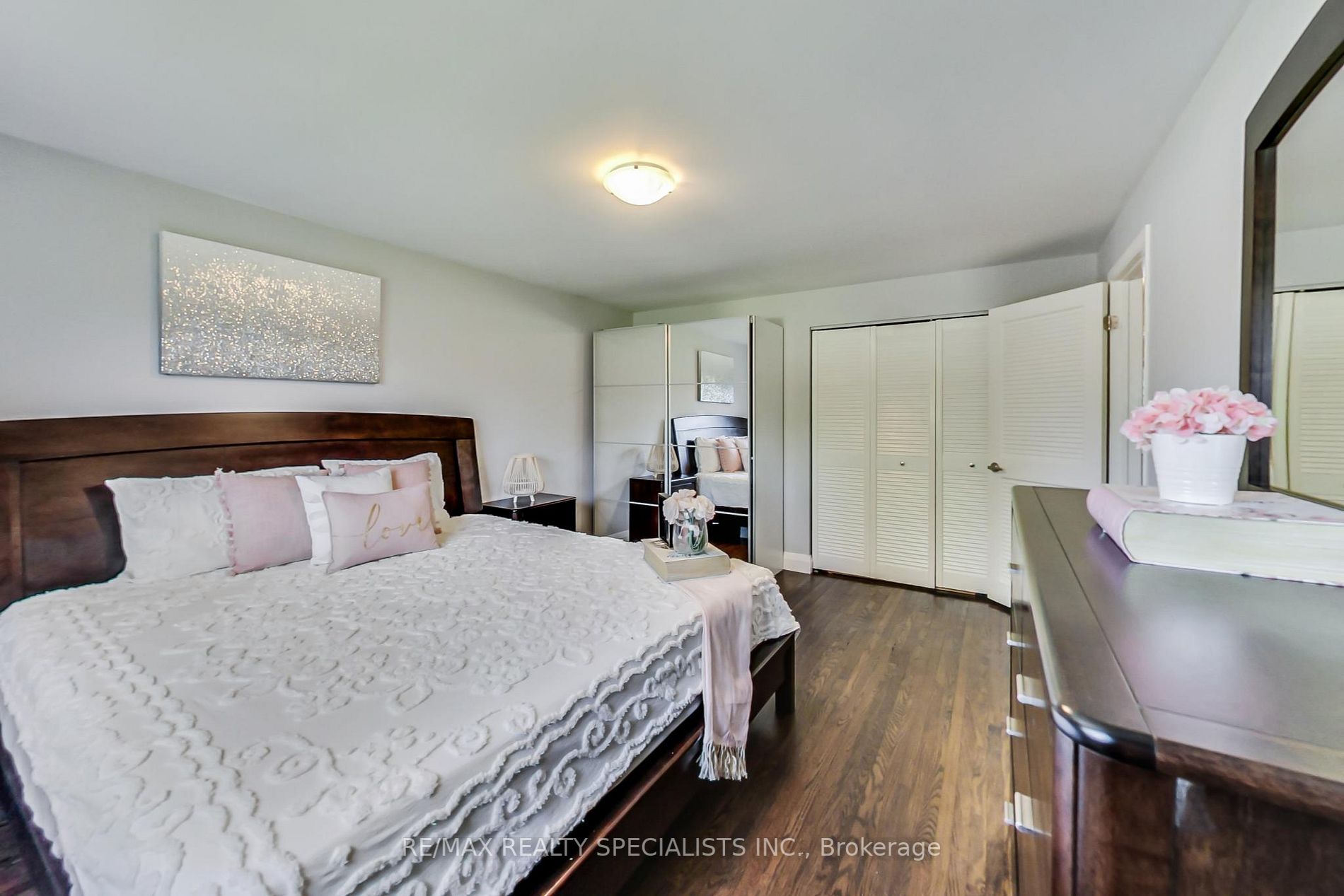 1555 Glen Rutley Circ