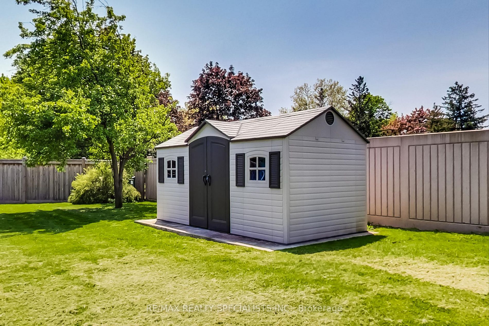 1555 Glen Rutley Circ