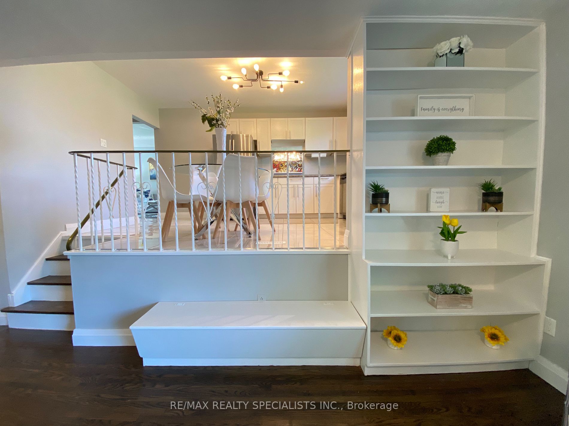 1555 Glen Rutley Circ
