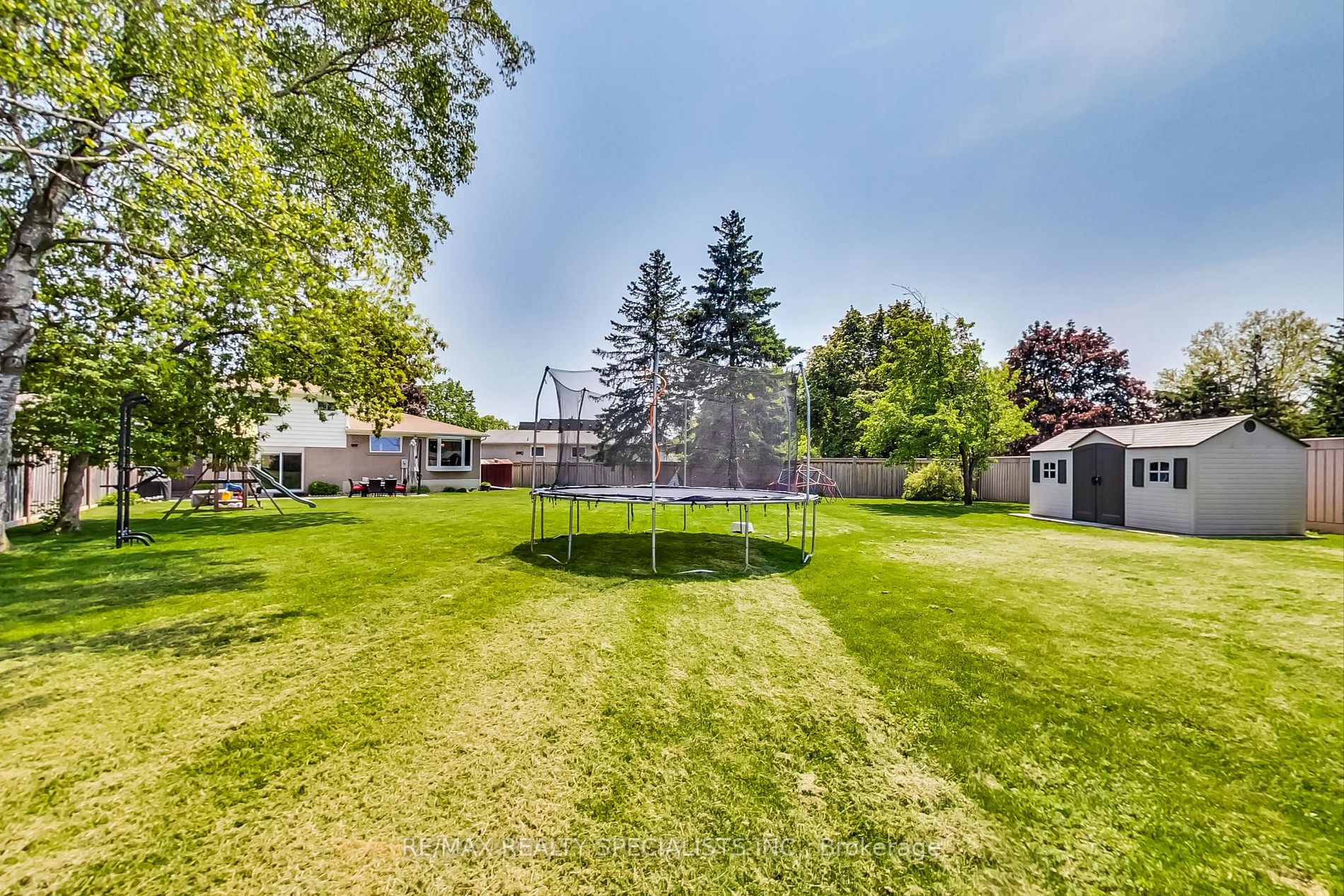 1555 Glen Rutley Circ