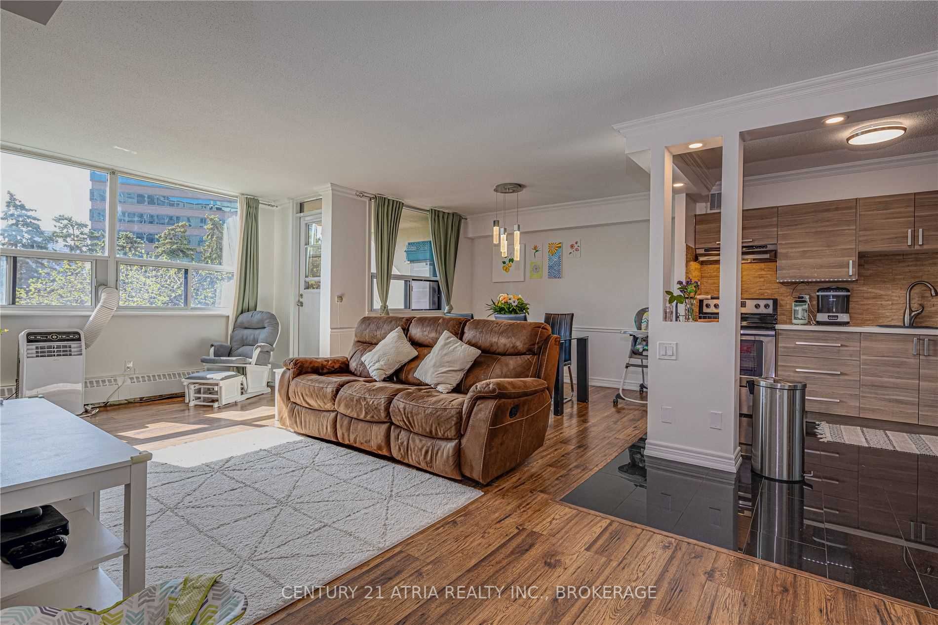 Listing W6034411 - Large Photo # 2