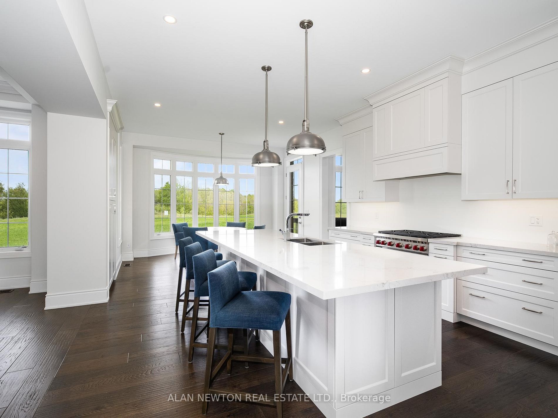 276 Amos Dr