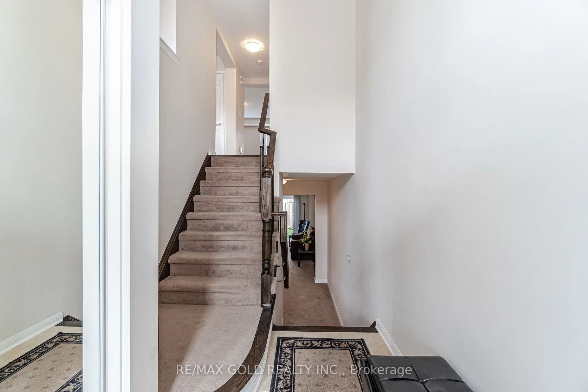 5 Bevington Rd