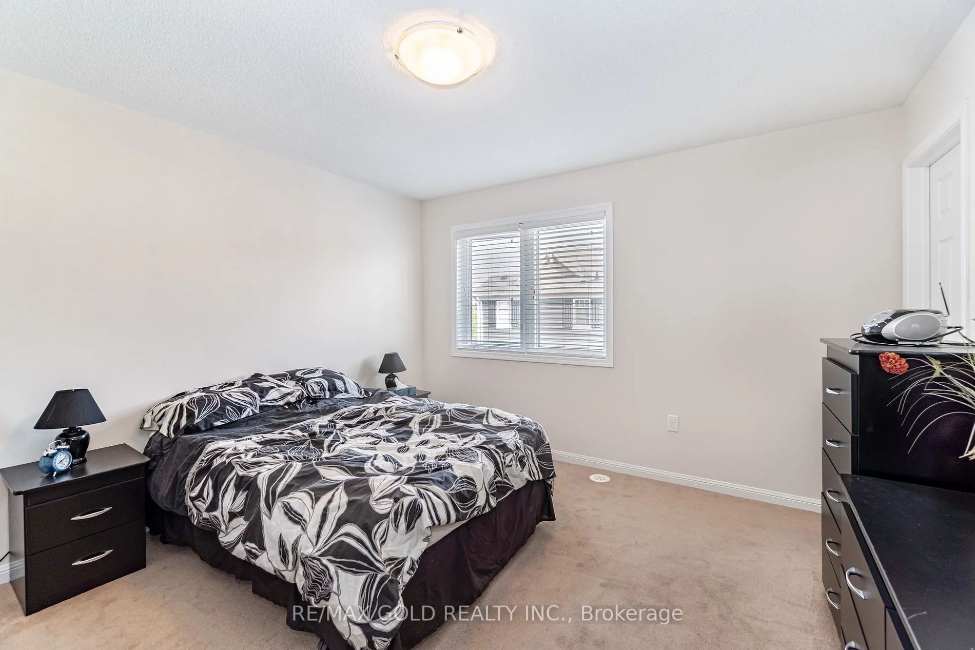5 Bevington Rd