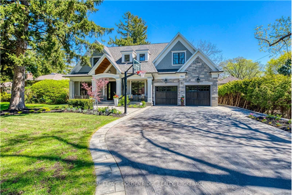 367 Maple Grove Dr, Oakville