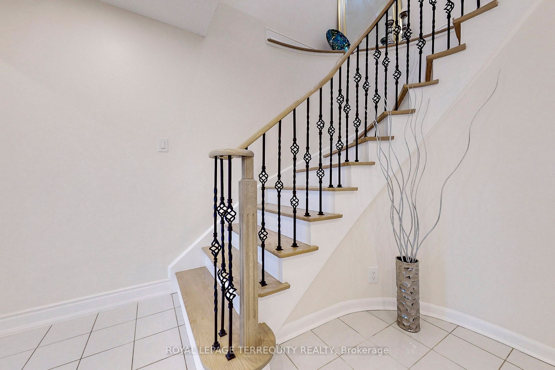 Listing W6035296 - Large Photo # 5