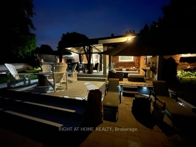 886 King Rd