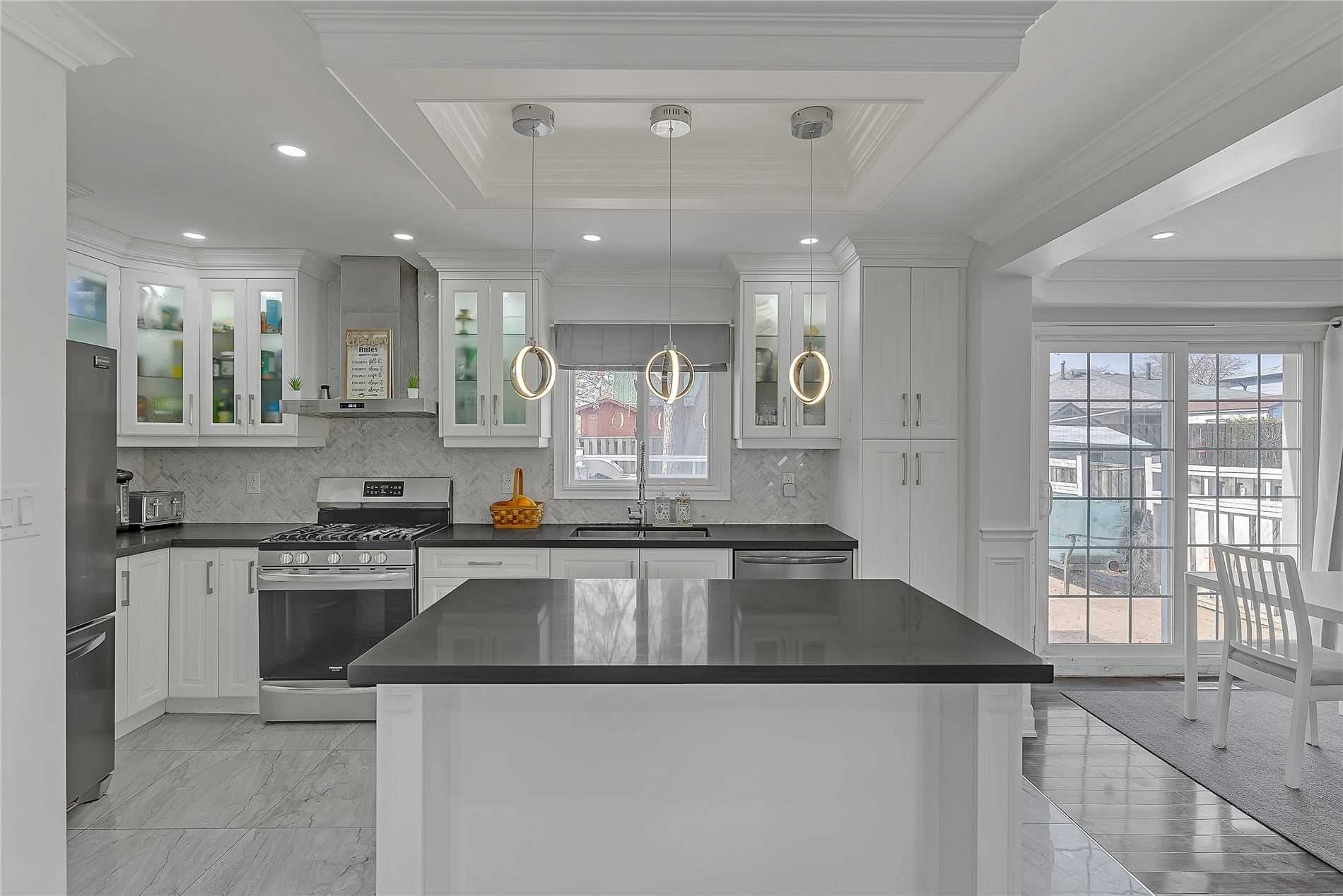 119 Madoc Dr