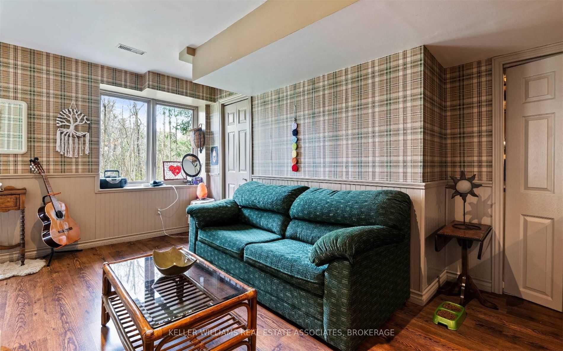 95 Credit Road