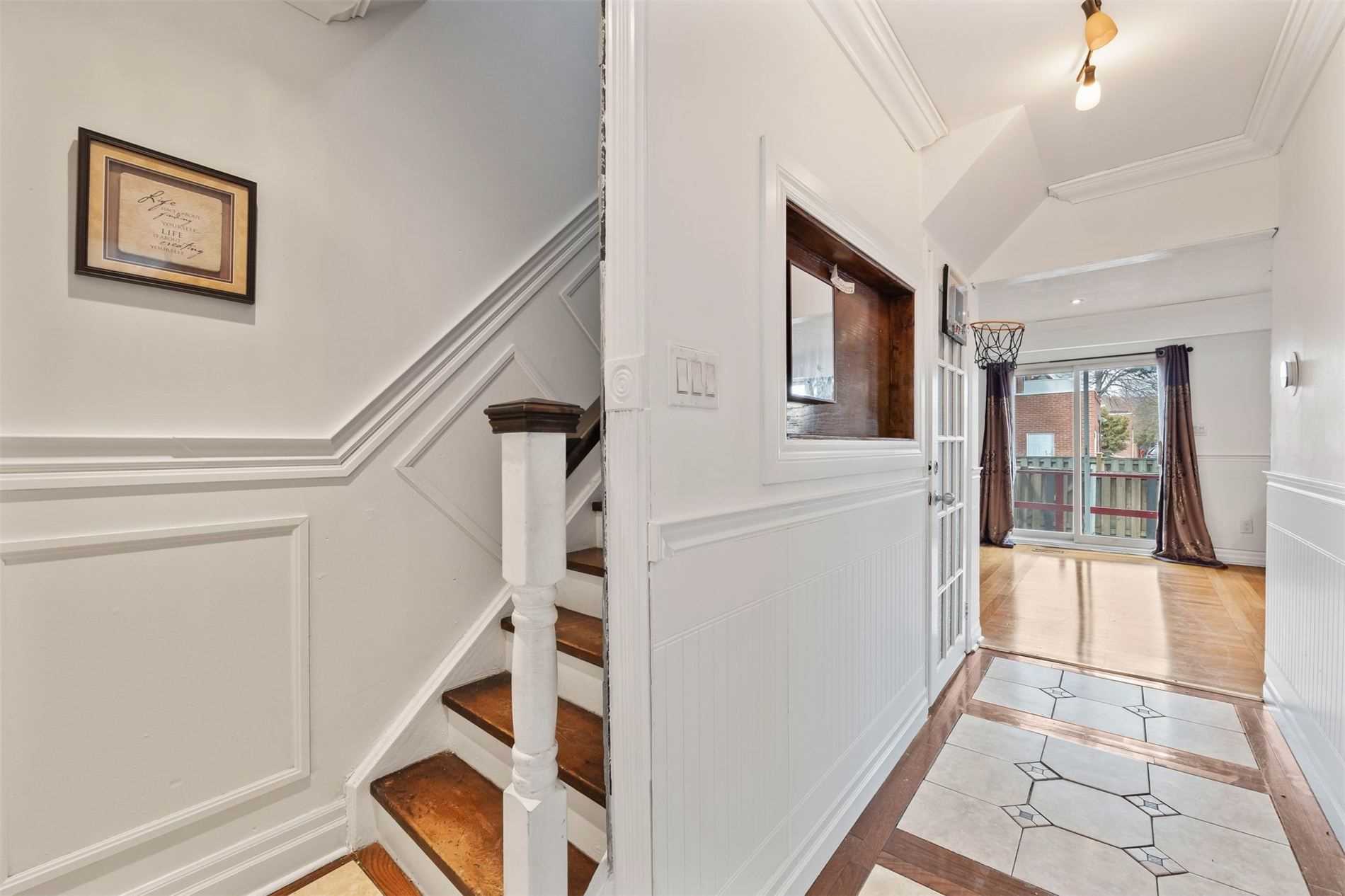 7560 Goreway Drive, #20