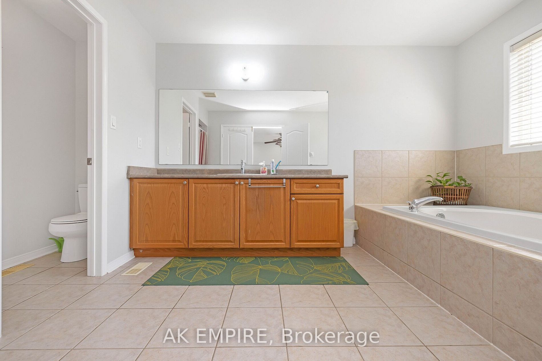 11 Grovewood Dr