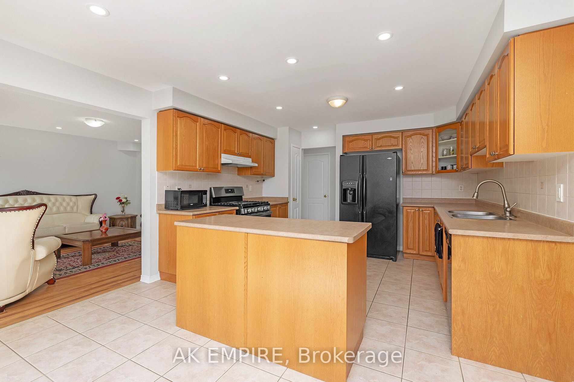 11 Grovewood Dr
