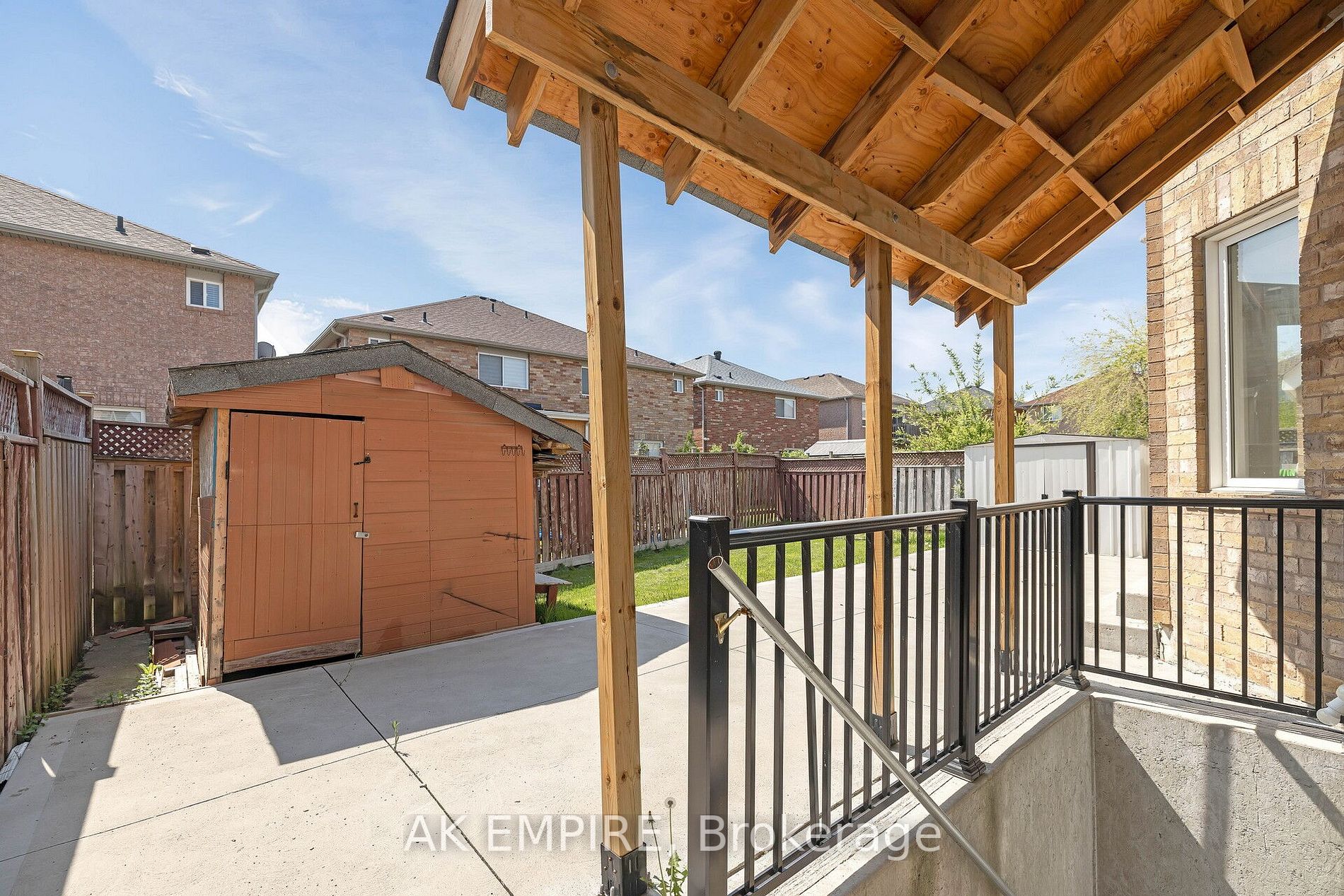 11 Grovewood Dr
