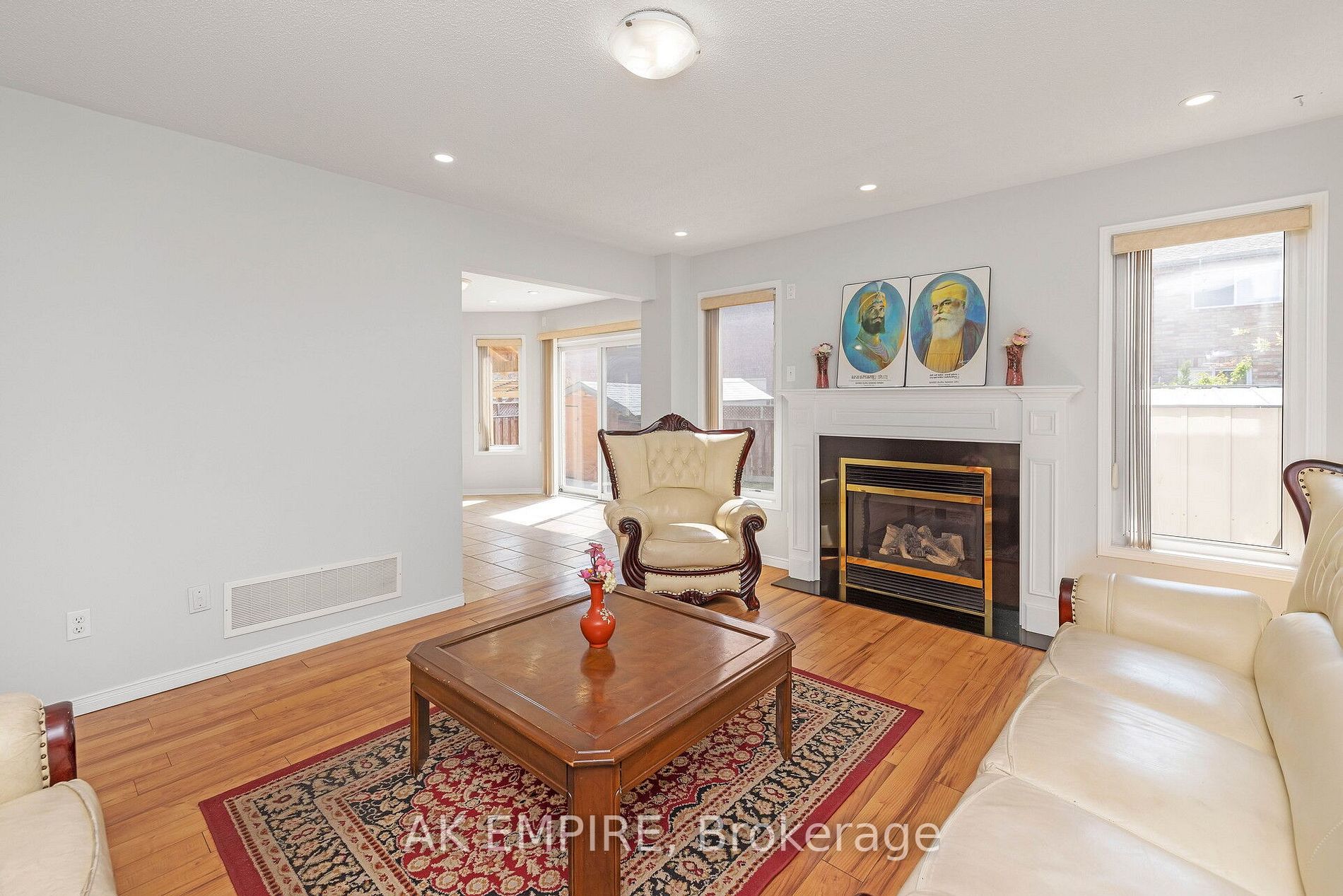 11 Grovewood Dr