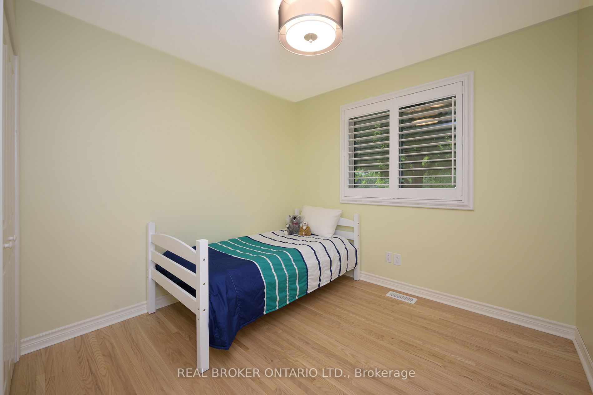 3387 Regal Road