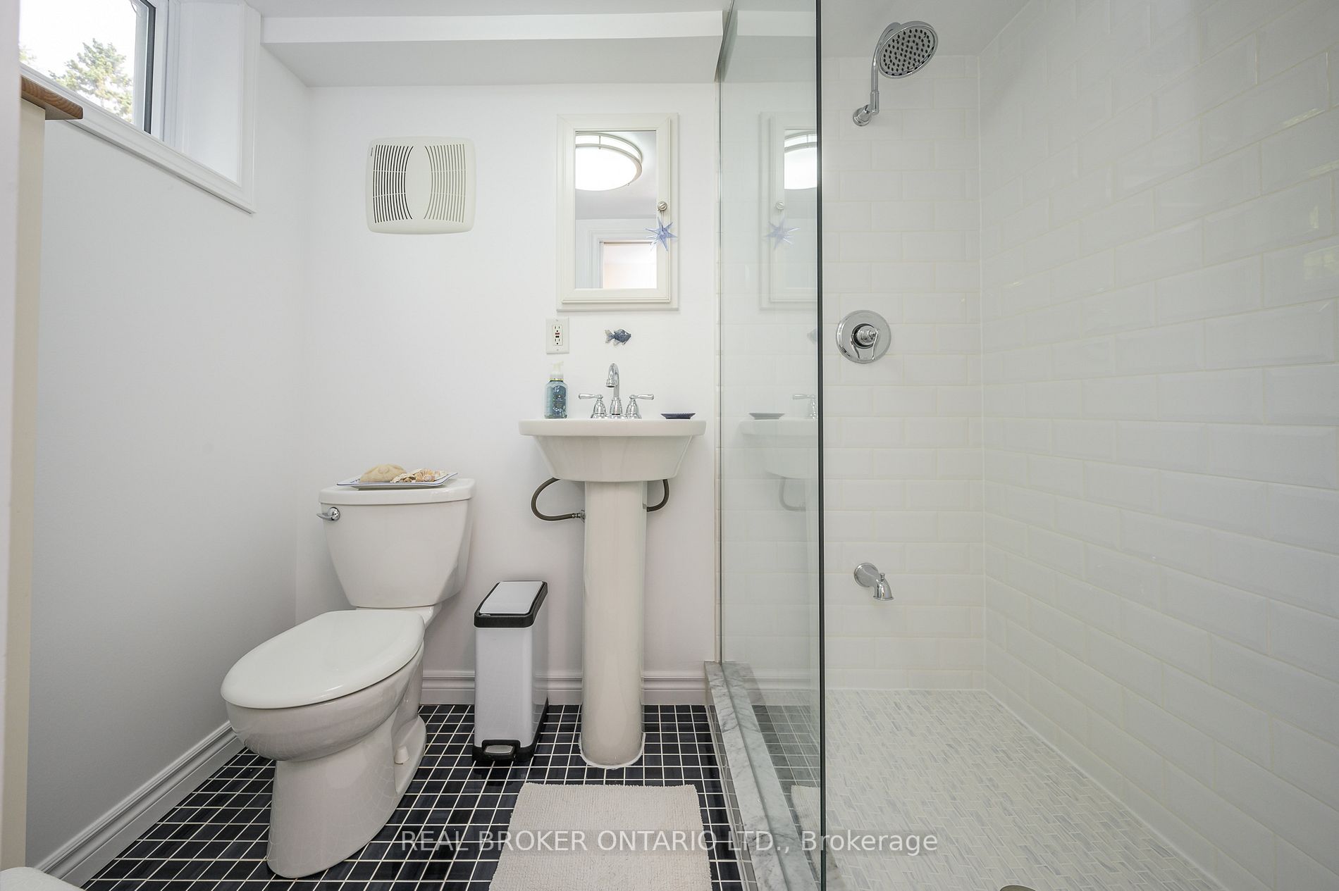 3387 Regal Road