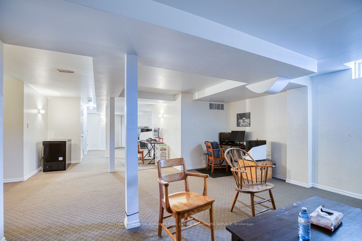 Listing W6036420 - Large Photo # 32