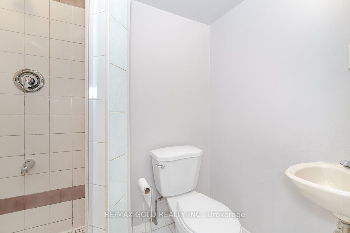 Listing W6036640 - Large Photo # 32
