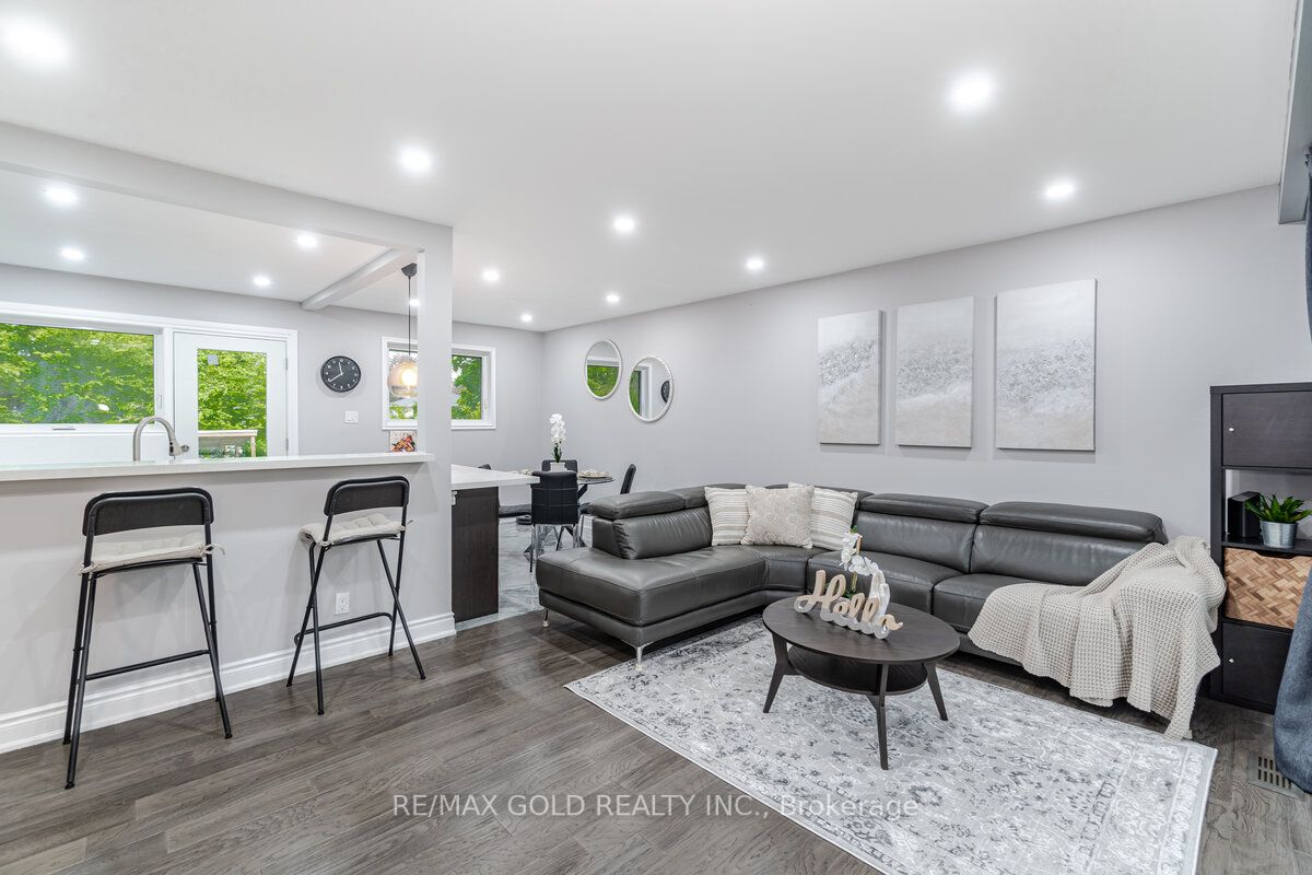 Listing W6036640 - Large Photo # 8